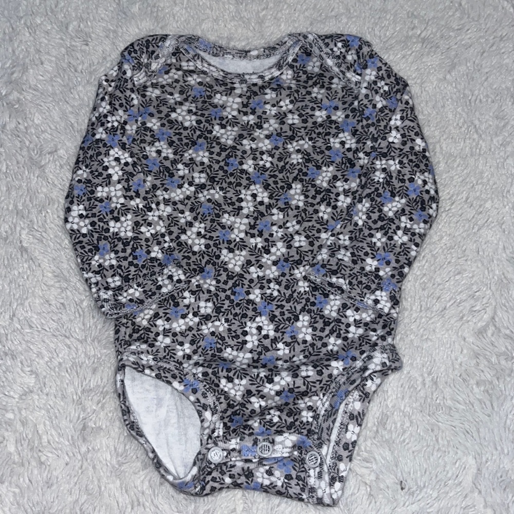 (3 for $10) carters 3 month gray floral long sleeve bodysuit baby girl clothes 🌸